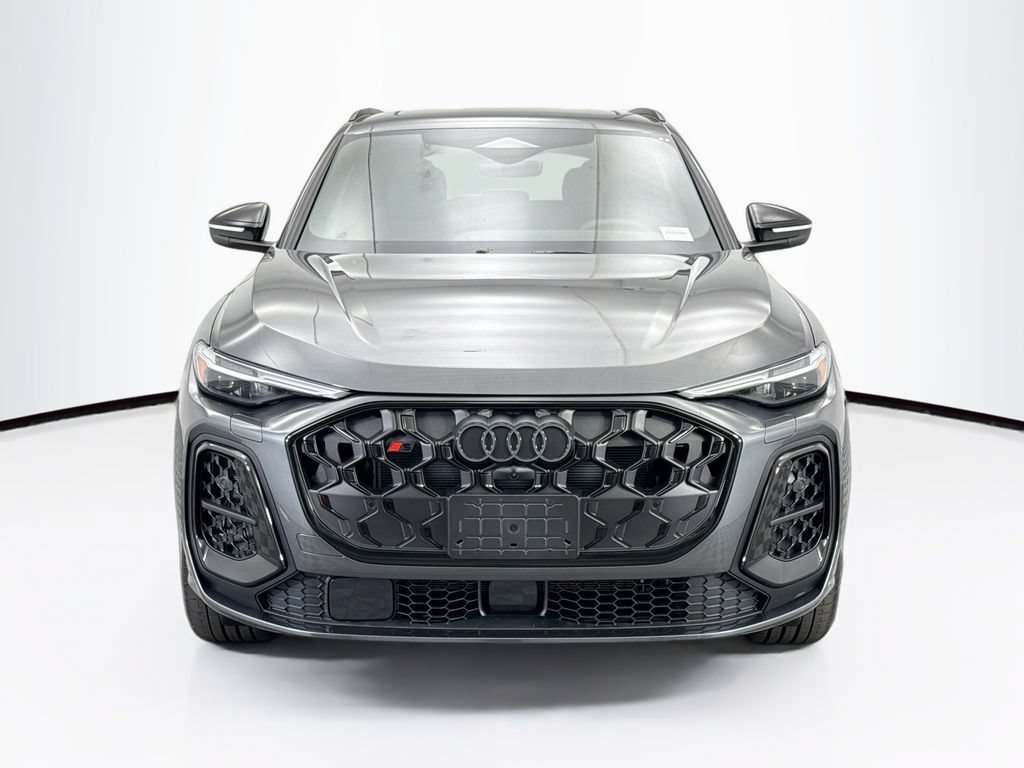 Certified 2025 Audi SQ5 Prestige AWD/4WD image 2