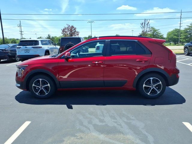 Used 2023 Kia Niro EX FWD image 4