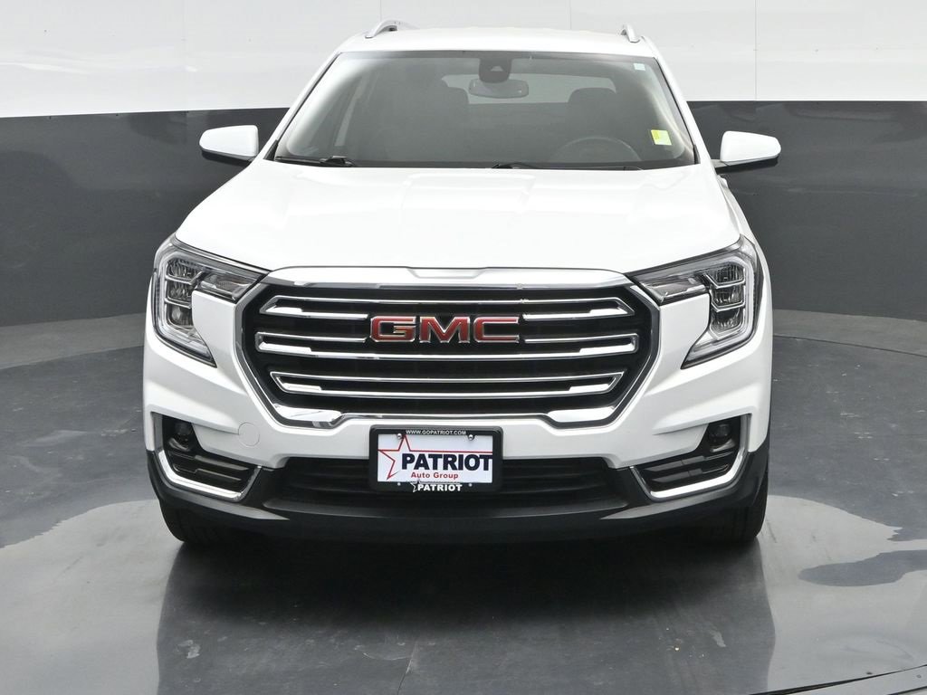 Used 2024 GMC Terrain SLT image 6