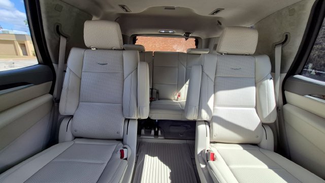 New 2026 Cadillac Escalade Platinum Sport w/ LPO, ONYX Package AWD/4WD image 12