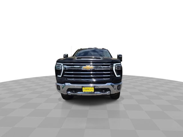 Used 2024 Chevrolet Silverado 2500 LTZ w/ LTZ Texas Edition image 3