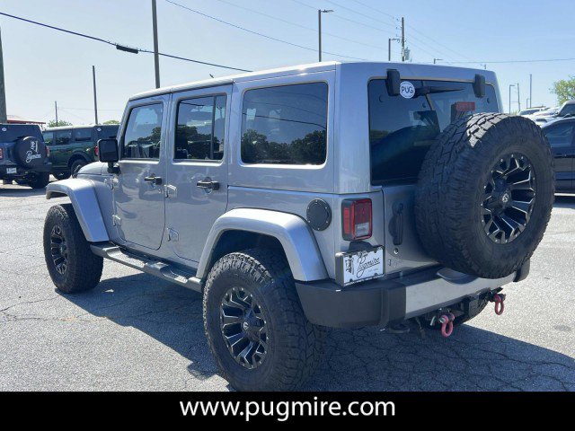 Used 2016 Jeep Wrangler Unlimited Sahara w/ Dual Top Group AWD/4WD image 5
