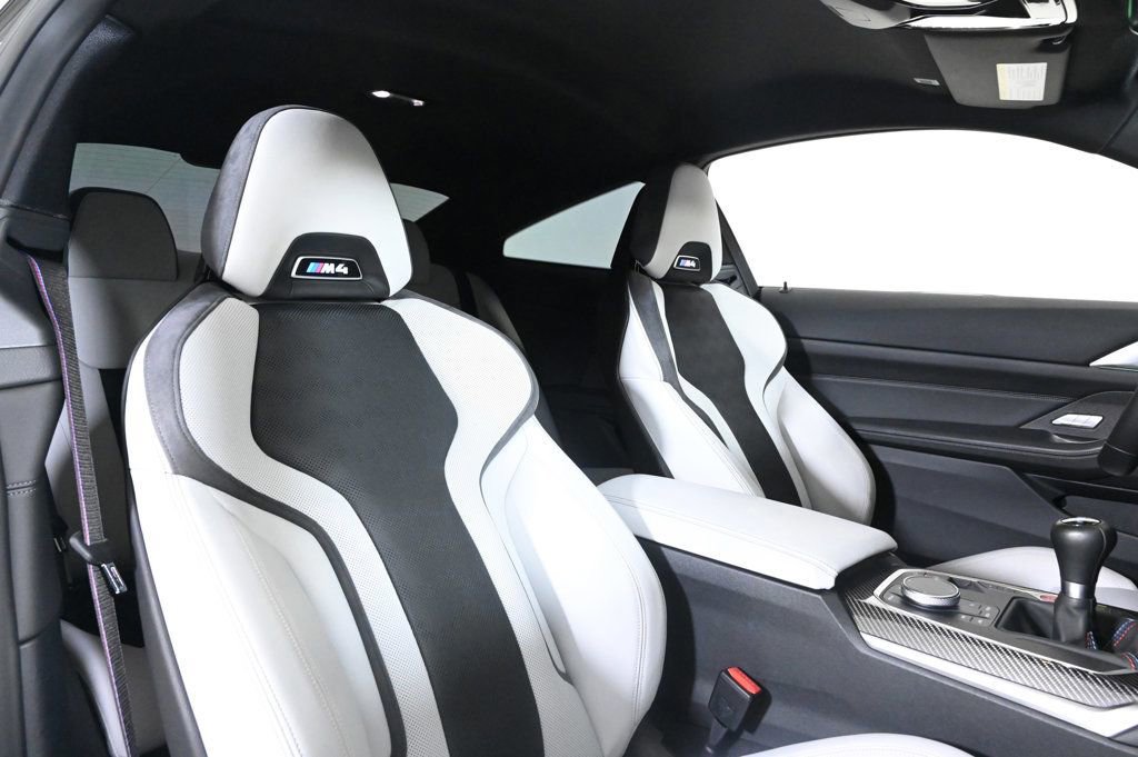 Used 2026 BMW M4 Base w/ Executive Package image 17