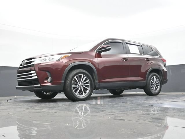 Used 2019 Toyota Highlander XLE FWD image 58