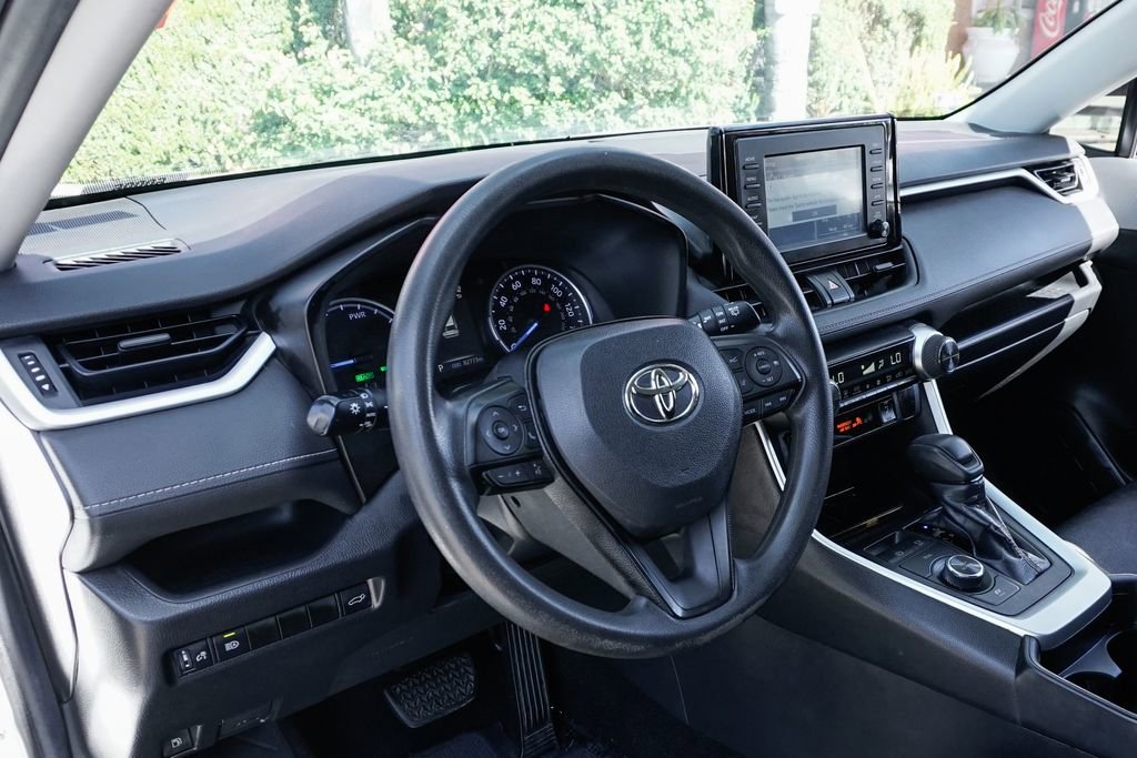 Used 2019 Toyota RAV4 XLE w/ Convenience Package image 18