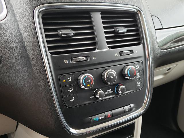 Used 2016 Dodge Grand Caravan SE w/ Quick Order Package 29E SE FWD image 23