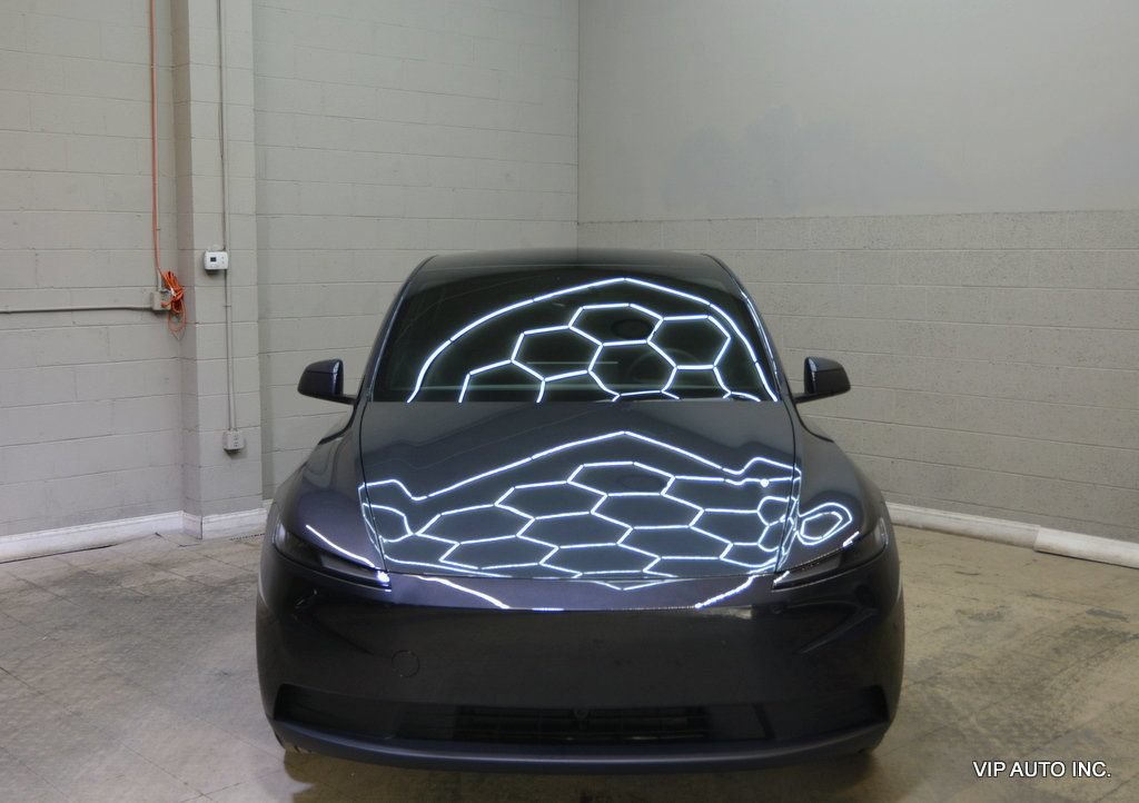 Used 2026 Tesla Model Y 2WD image 14