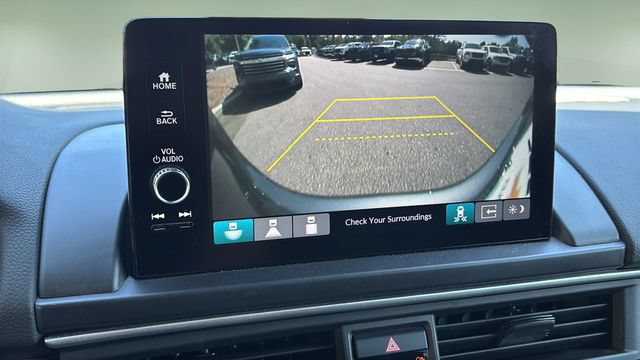 Used 2025 Honda Pilot Touring image 27
