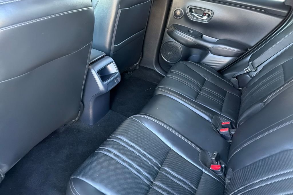 Used 2024 Honda HR-V EX-L image 12