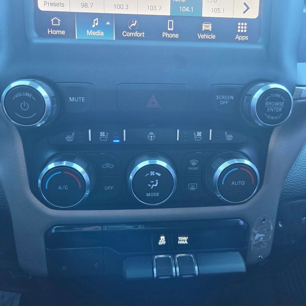 Used 2022 RAM 1500 Laramie image 20