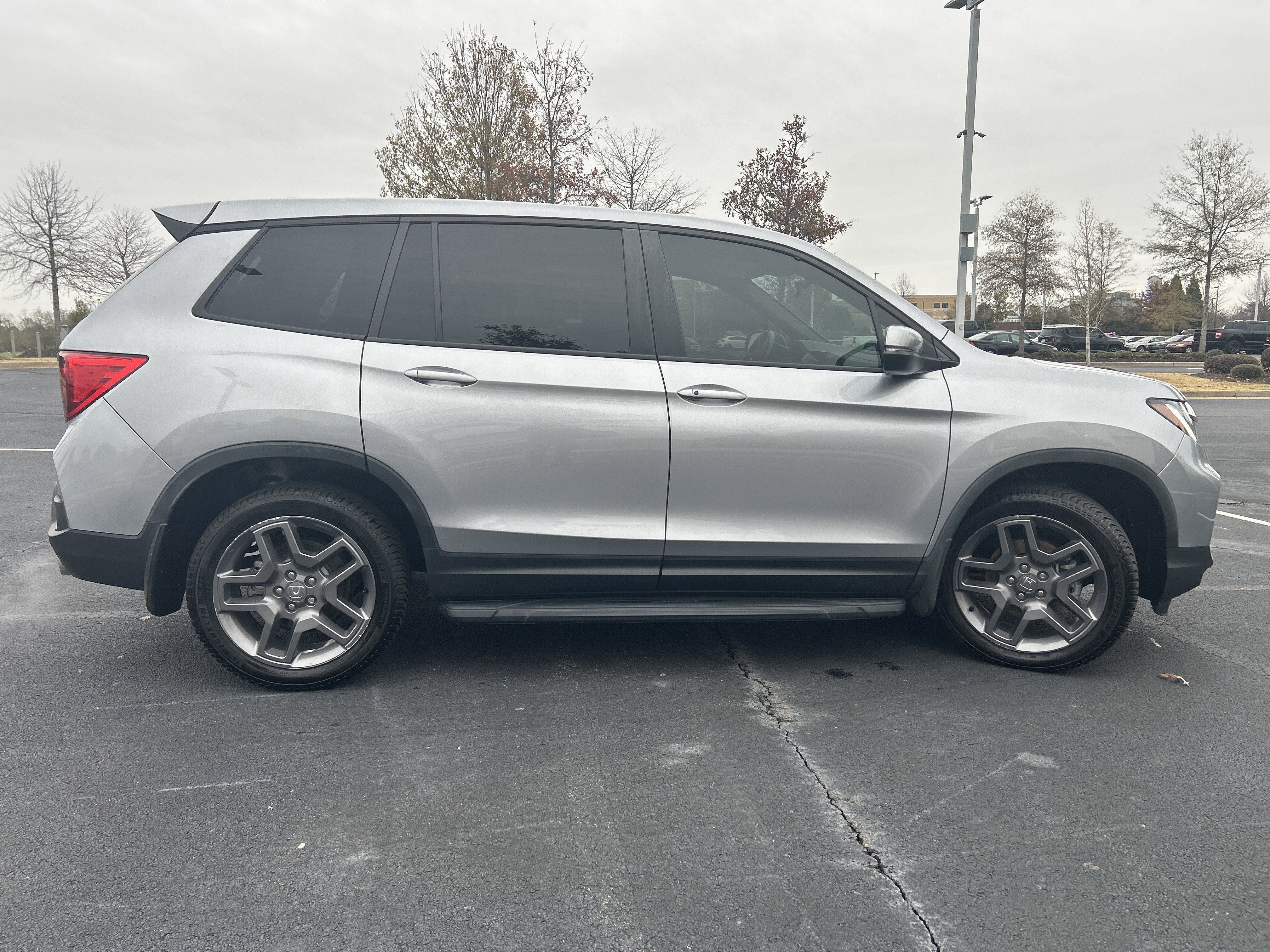 Certified 2023 Honda Passport EX-L image 10