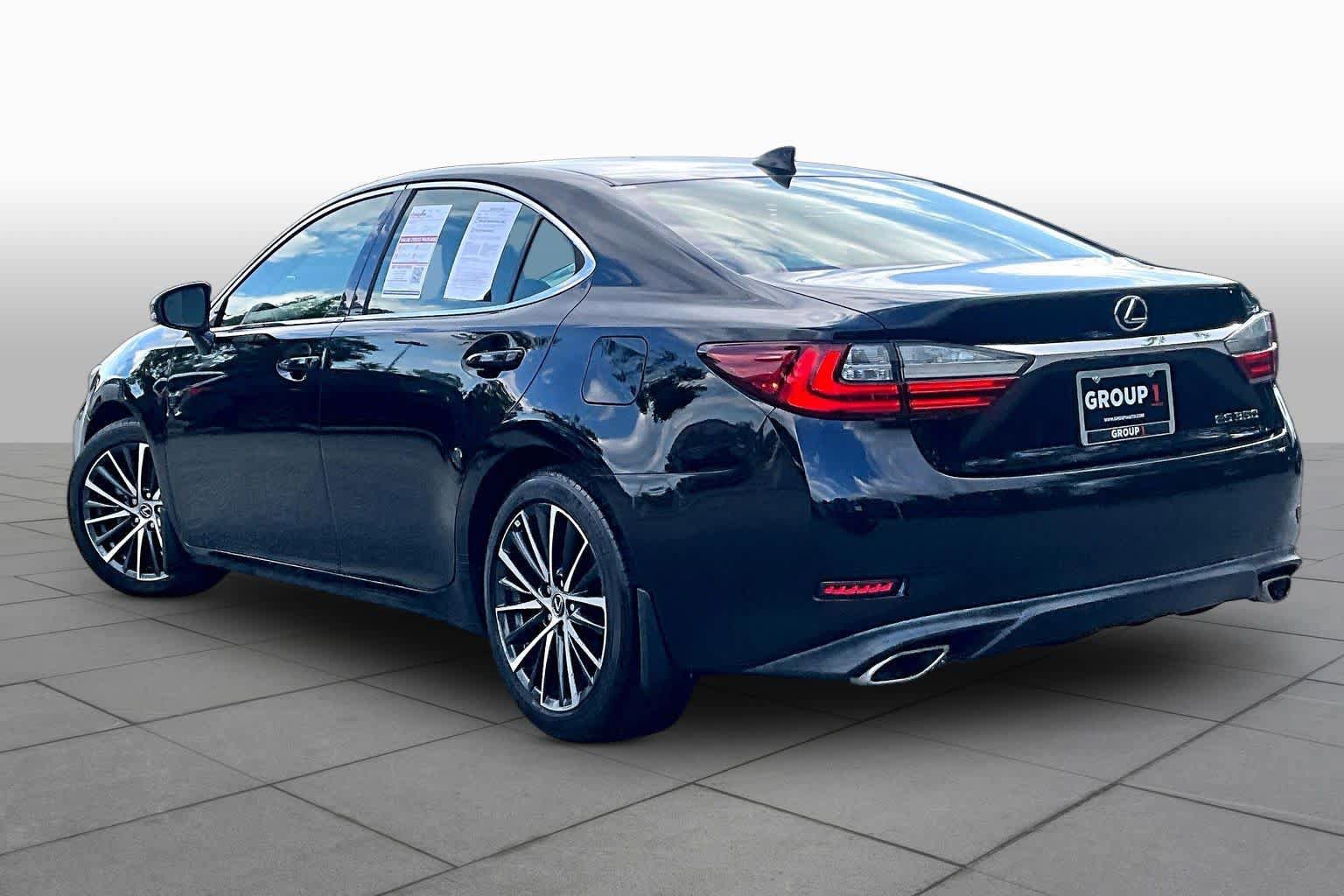 Used 2016 Lexus ES 350 w/ Navigation System Package FWD image 12