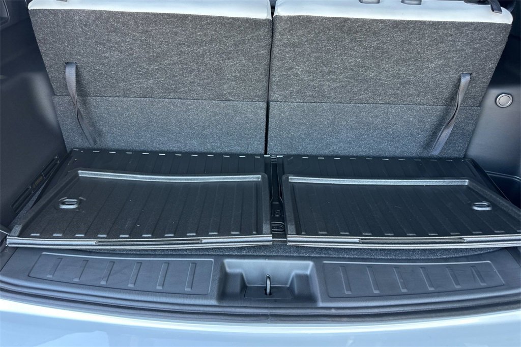 New 2025 Mitsubishi Outlander SE image 16