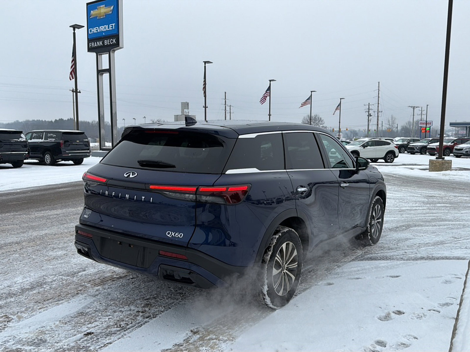 Used 2023 INFINITI QX60 Pure image 4