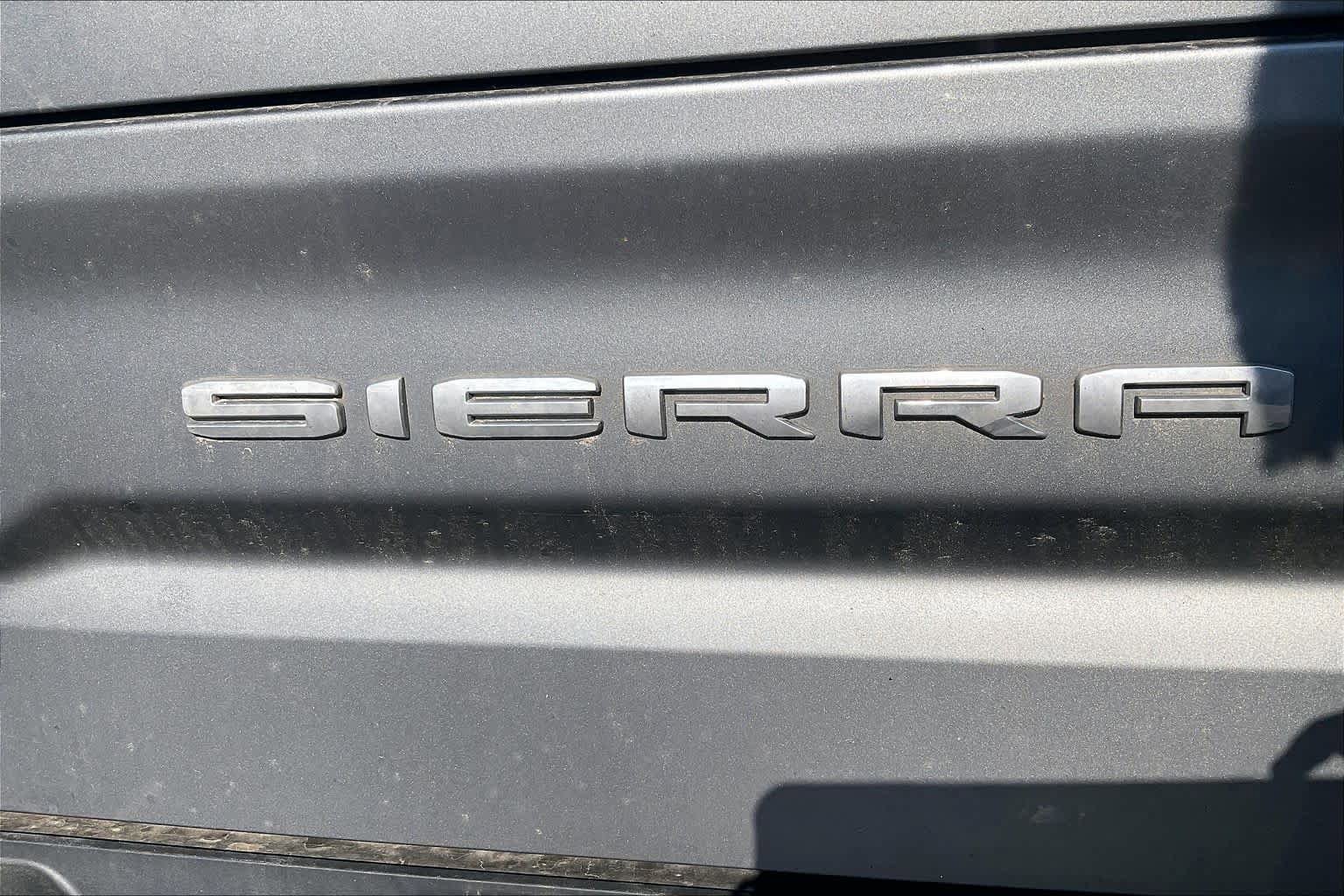 Used 2020 GMC Sierra 1500 AT4 w/ Off-Road Performance Package AWD/4WD image 32