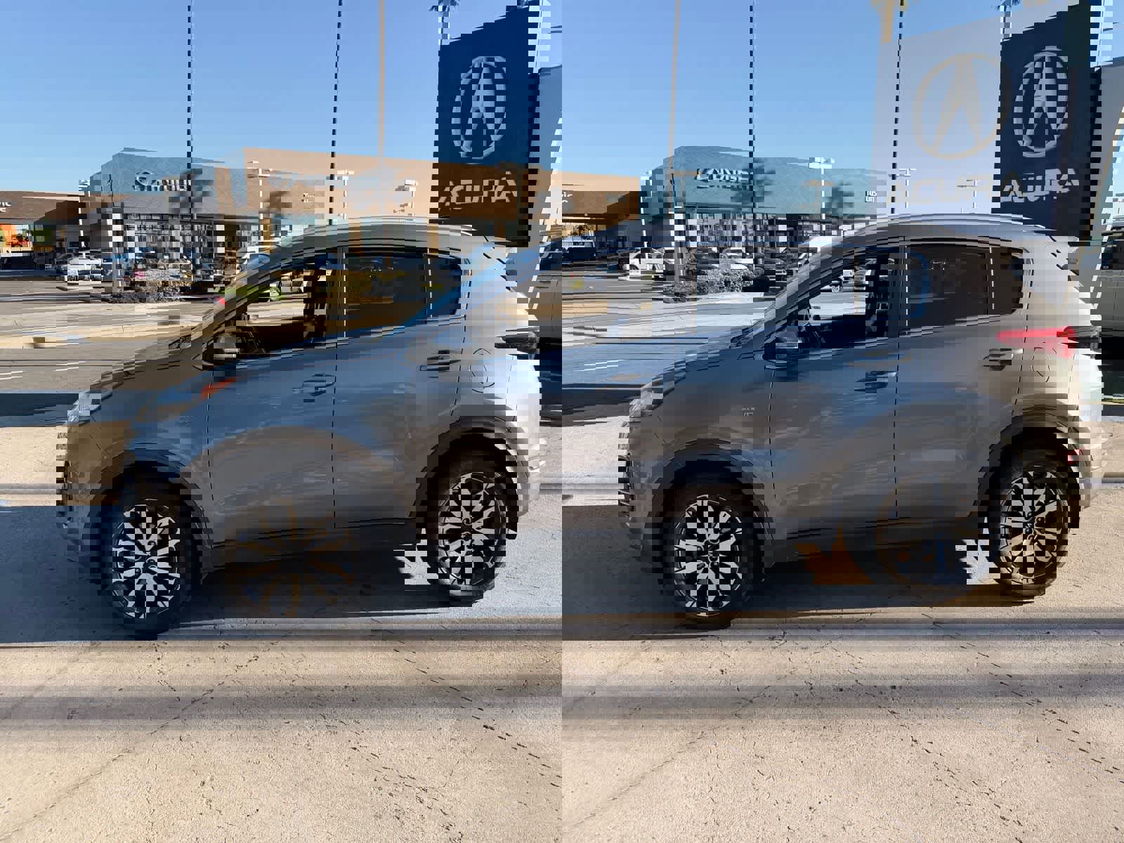 Used 2017 Kia Sportage EX w/ EX Premium Package image 2