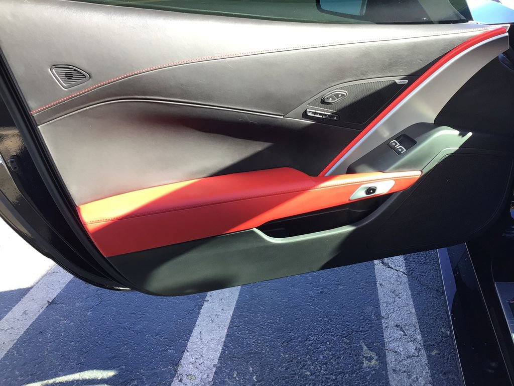 Used 2018 Chevrolet Corvette Z06 image 9