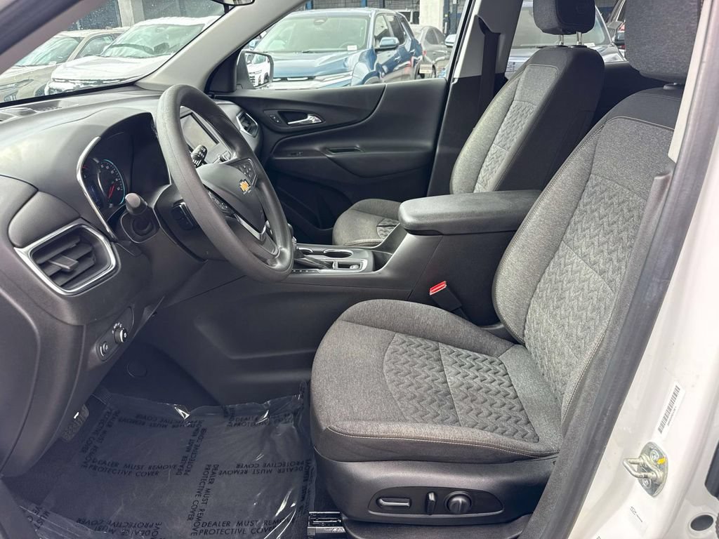 Used 2023 Chevrolet Equinox LT FWD image 24