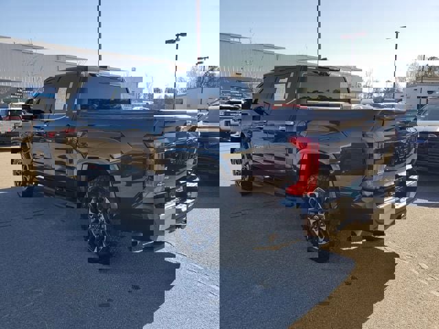 Used 2023 Toyota Tundra Limited image 4