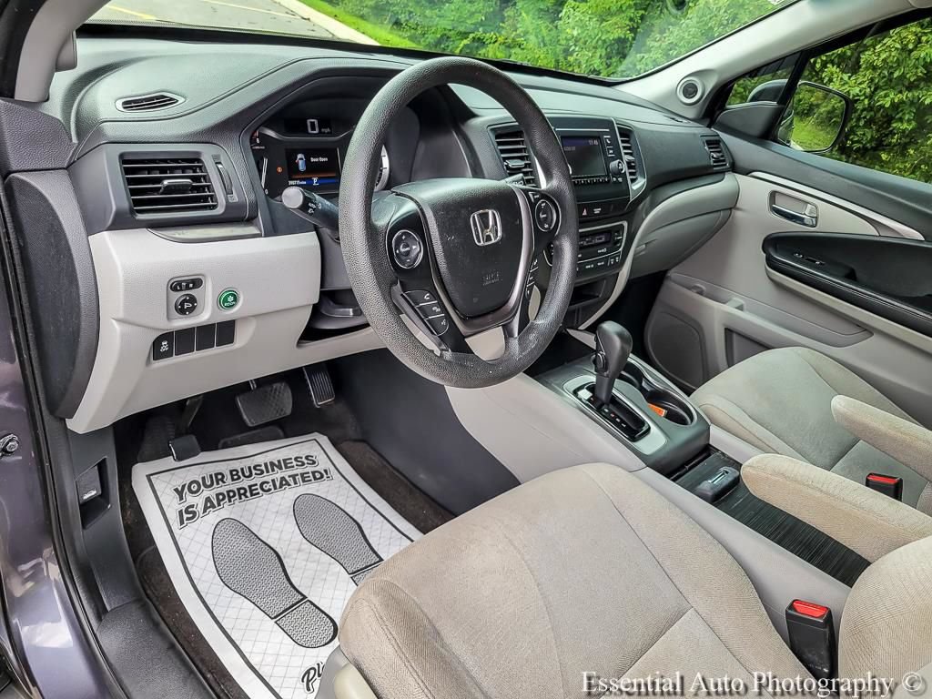 Used 2016 Honda Pilot LX image 9