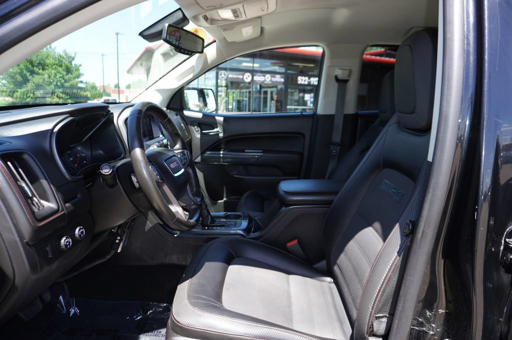 Used 2017 GMC Canyon SLE w/ All Terrain X Package AWD/4WD image 24