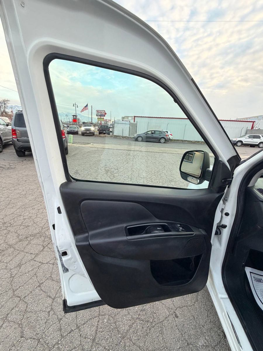 Used 2018 RAM ProMaster City Tradesman image 24
