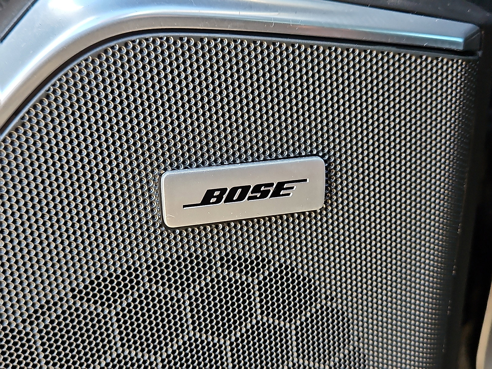 Used 2019 Cadillac Escalade ESV Luxury image 17