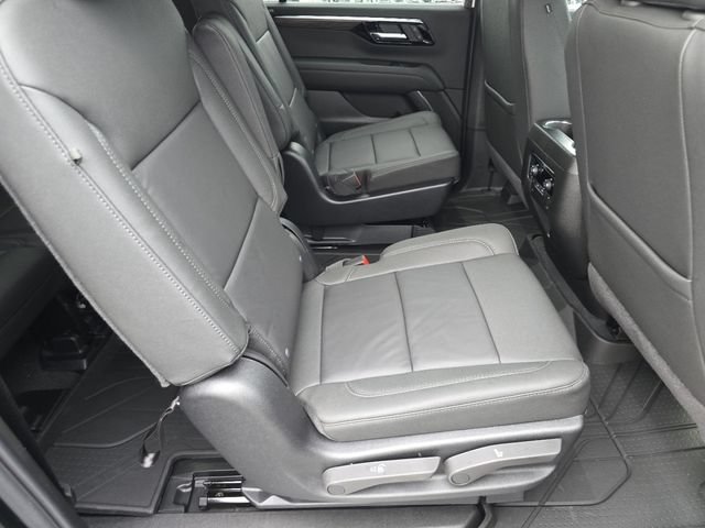 New 2026 Chevrolet Suburban Z71 w/ Z71 Off-Road Package AWD/4WD image 20