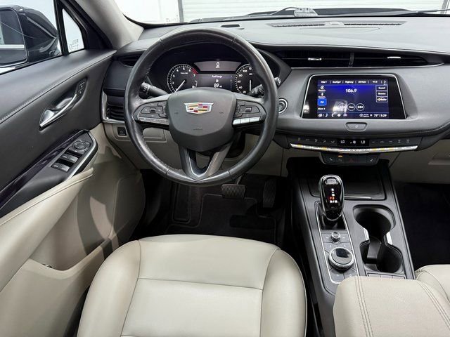 Used 2023 Cadillac XT4 Luxury w/ Cold Weather Package image 32