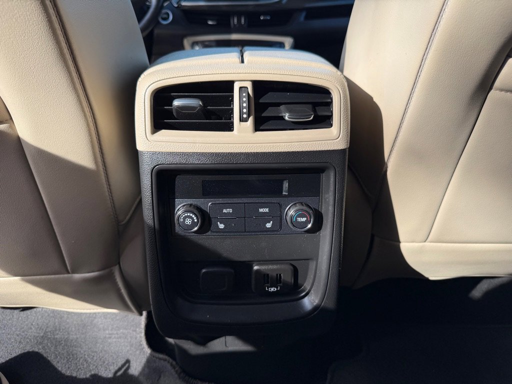 Used 2020 Buick Envision Essence image 21