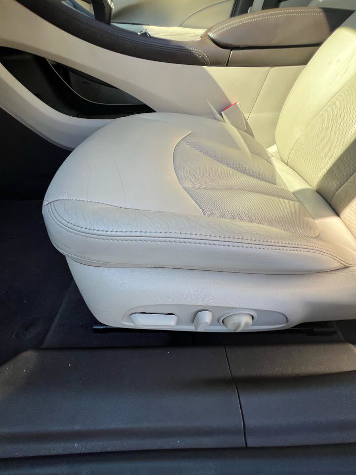 Used 2017 Buick LaCrosse Essence w/ Sun and Shade Package FWD image 16
