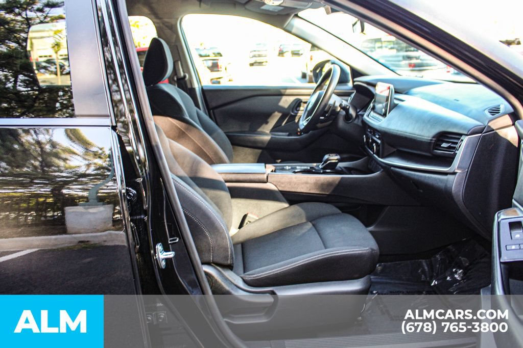Used 2024 Nissan Rogue S FWD image 20