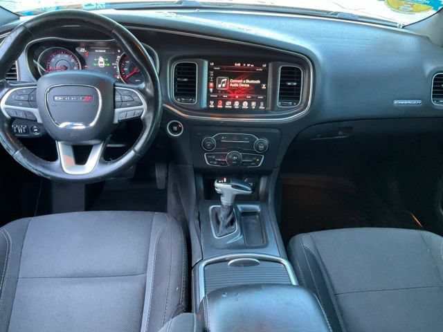 Used 2016 Dodge Charger SXT RWD image 4