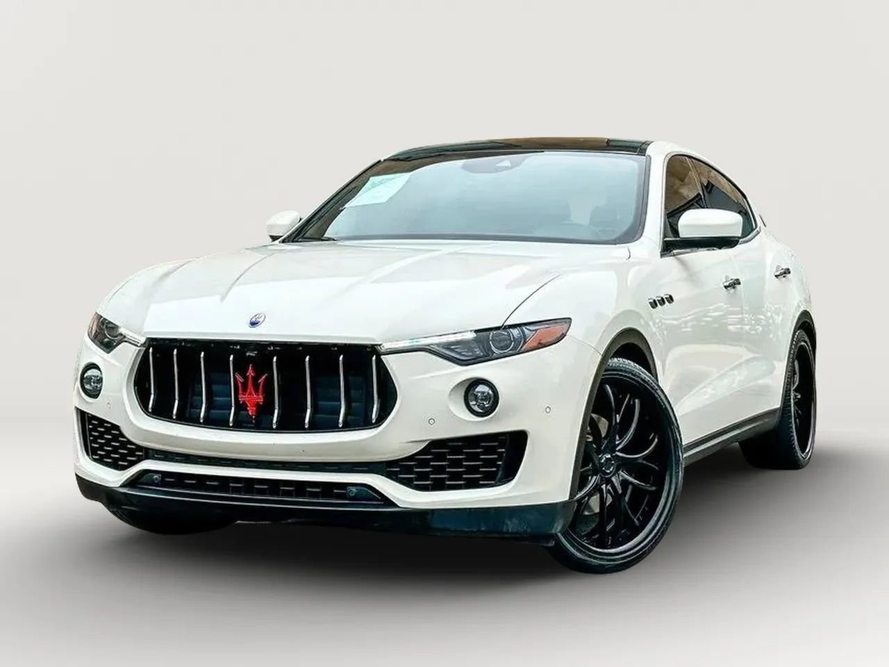 Used 2018 Maserati Levante AWD/4WD image 5
