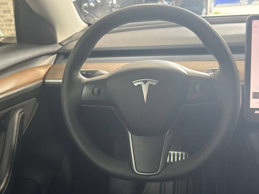 Used 2022 Tesla Model 3 Long Range AWD/4WD image 17