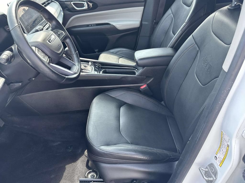 Used 2022 Jeep Compass Limited AWD/4WD image 18