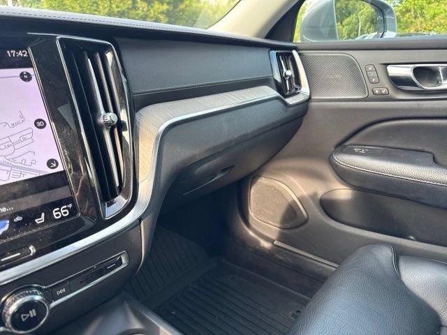 Used 2021 Volvo S60 T5 Inscription AWD/4WD image 35