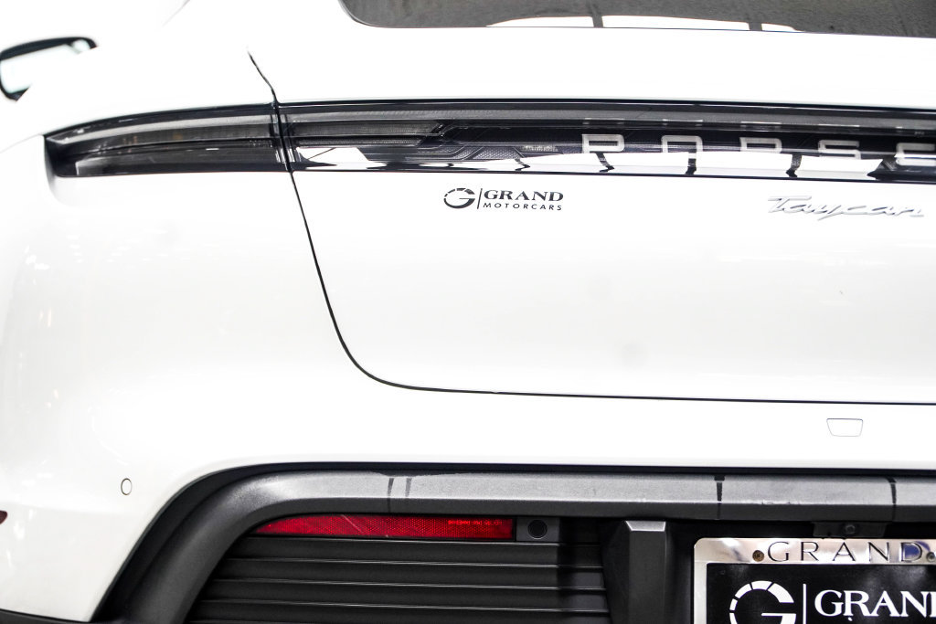 Used 2024 Porsche Taycan RWD image 20