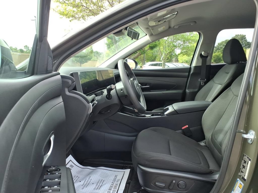 New 2026 Hyundai Tucson SEL Plus FWD image 16