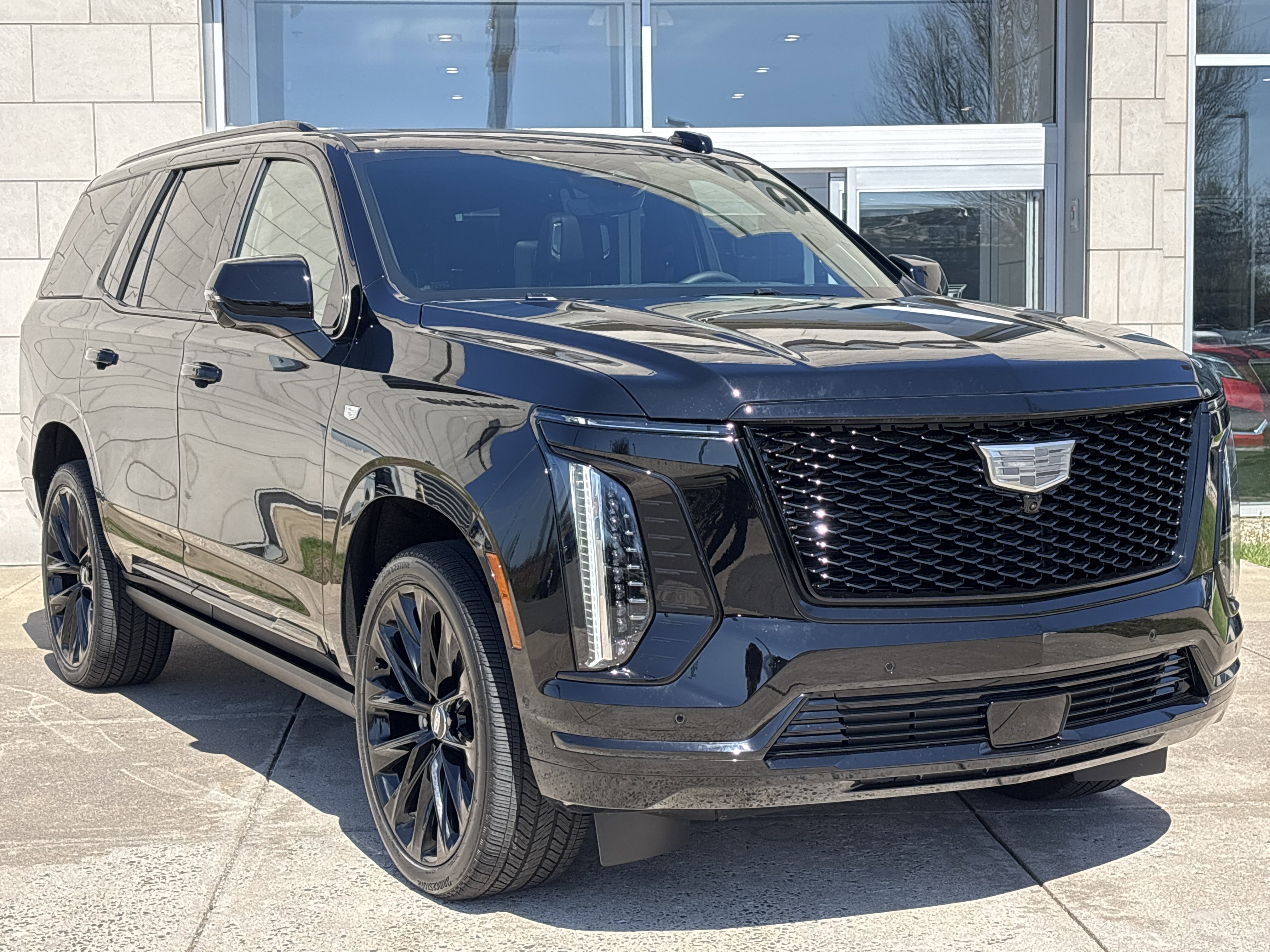 Used 2026 Cadillac Escalade Platinum Sport w/ LPO, ONYX Package image 2