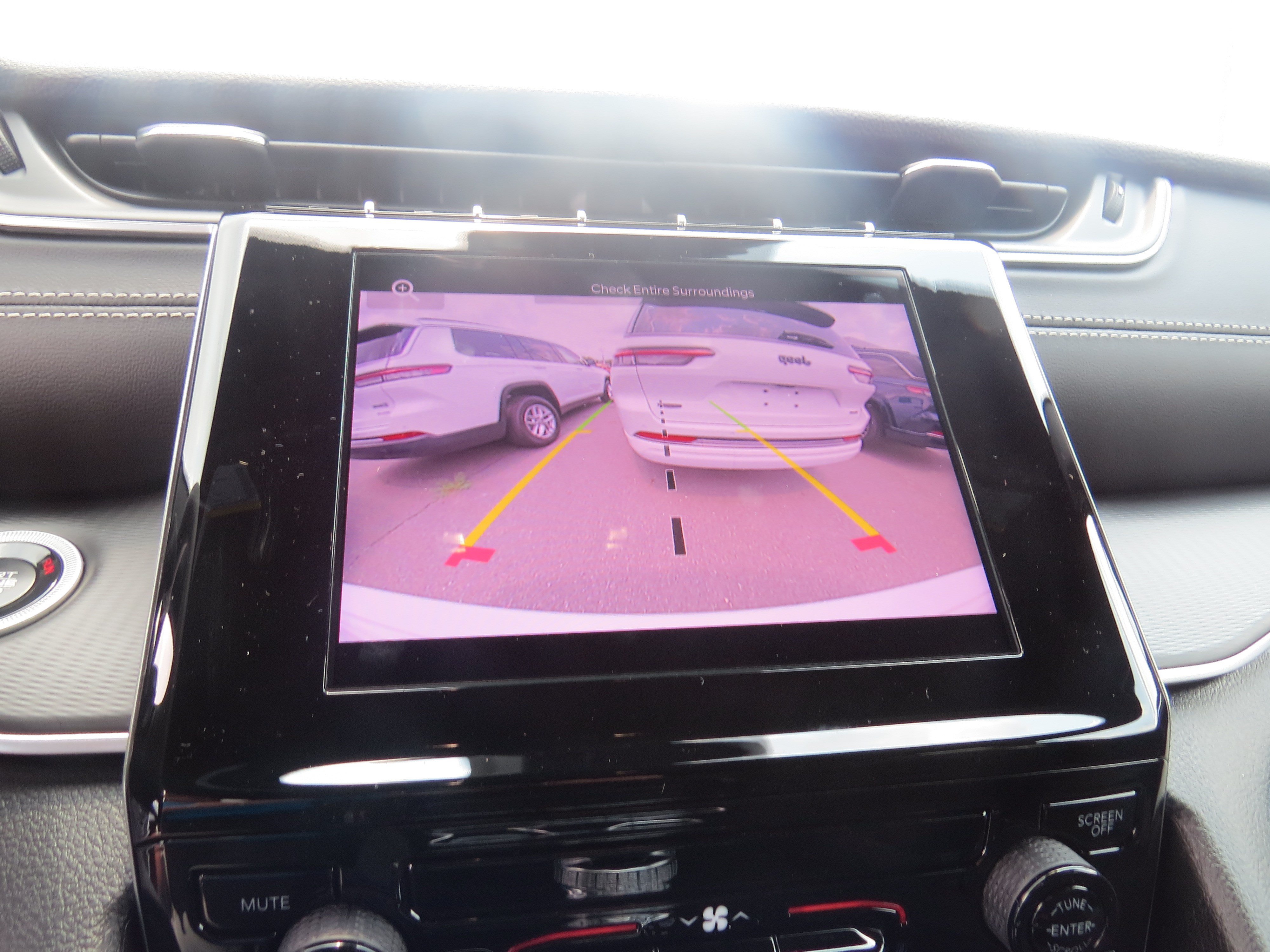 New 2026 Jeep Grand Cherokee Laredo RWD image 21