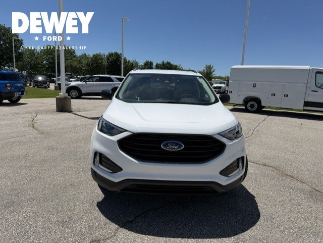 Used 2024 Ford Edge SEL w/ Sport Appearance Package AWD/4WD image 2
