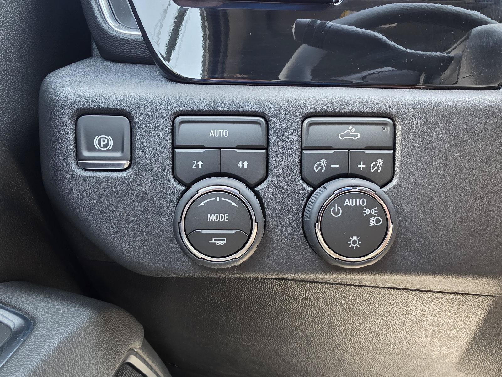New 2026 Chevrolet Silverado 1500 LT w/ LPO, Liner Protection Package AWD/4WD image 22
