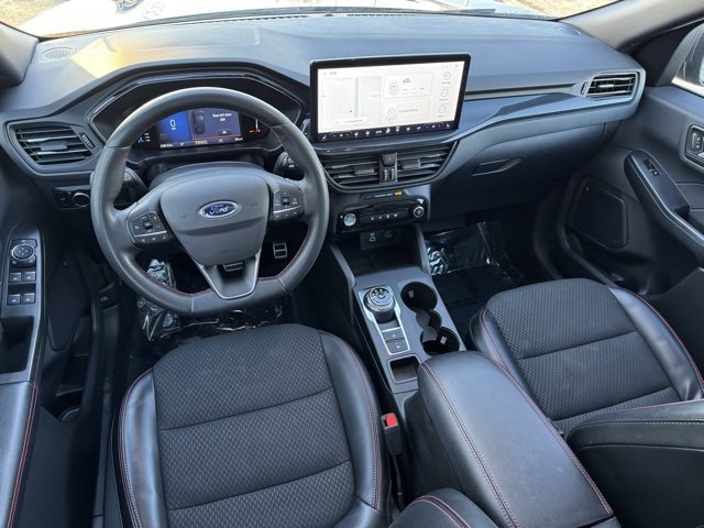 Certified 2023 Ford Escape ST-Line w/ Tech Pack #1 image 6