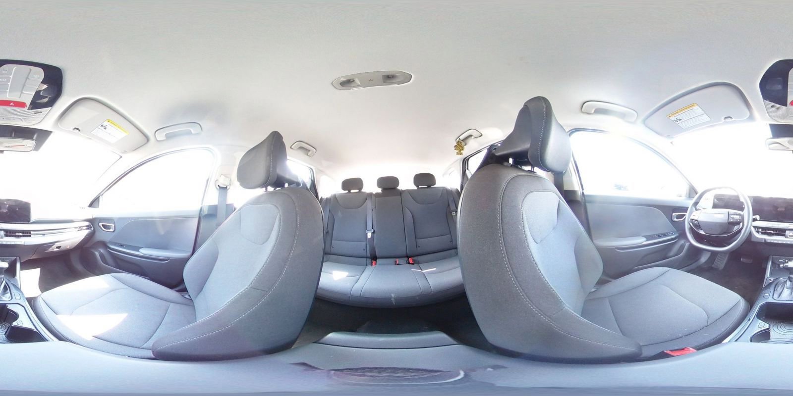 Used 2025 Kia K4 LXS image 42