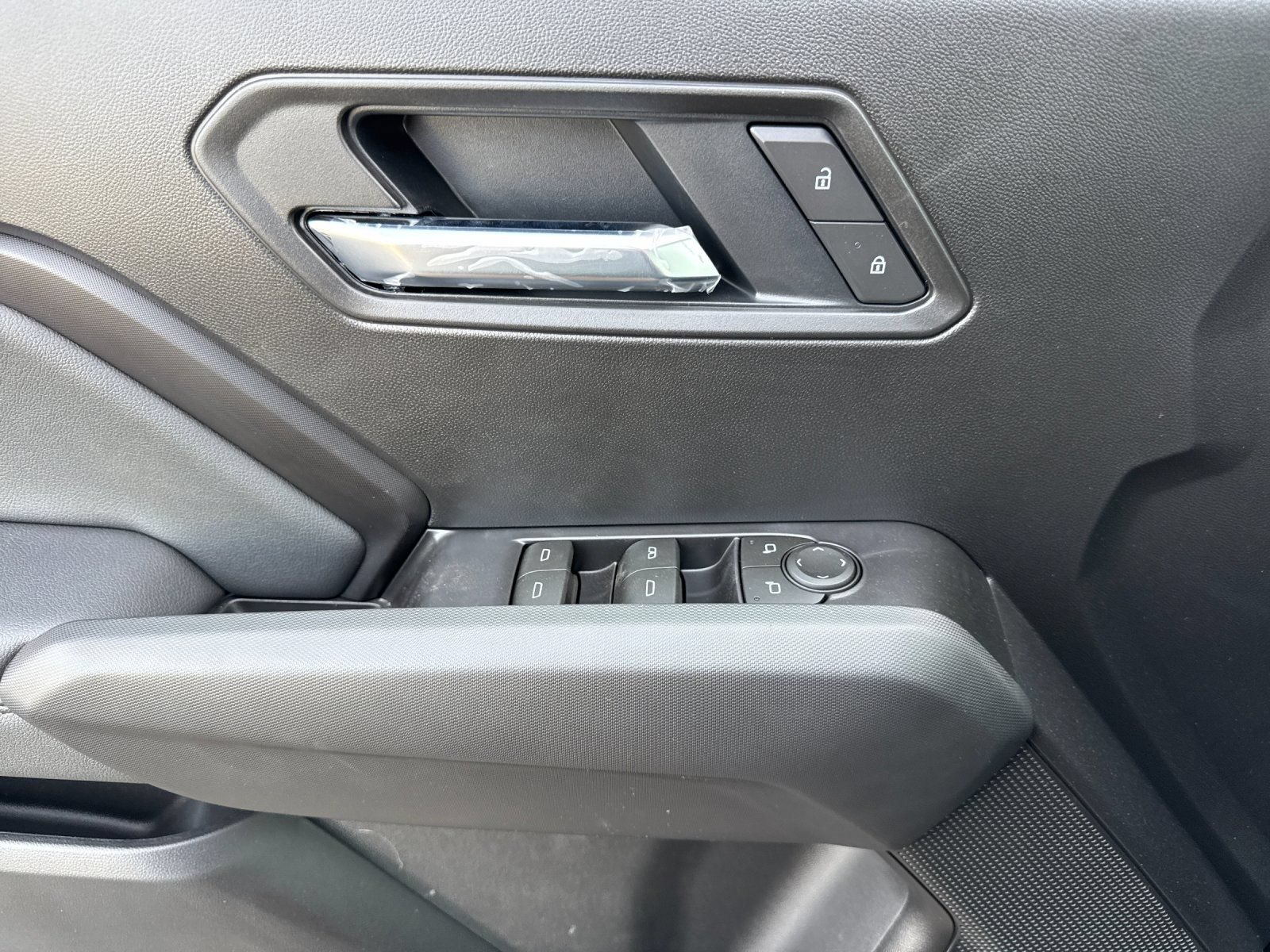 New 2026 GMC Canyon Elevation w/ Technology Package RWD image 11