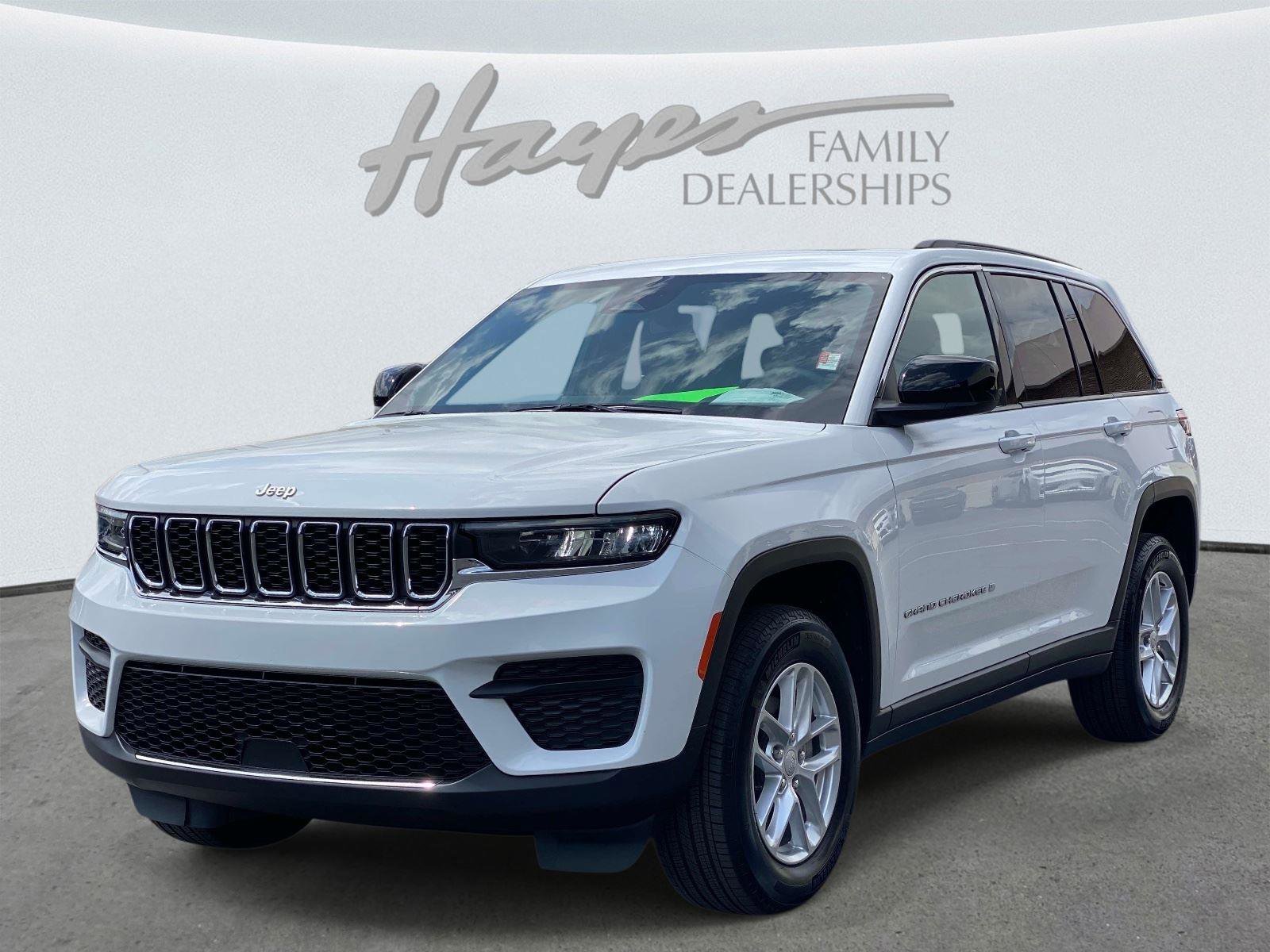 Certified 2024 Jeep Grand Cherokee Laredo X w/ Luxury Tech Group I image 10