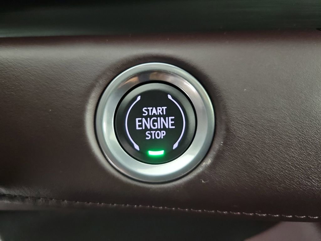 Certified 2021 Cadillac Escalade ESV Premium Luxury Platinum RWD image 31