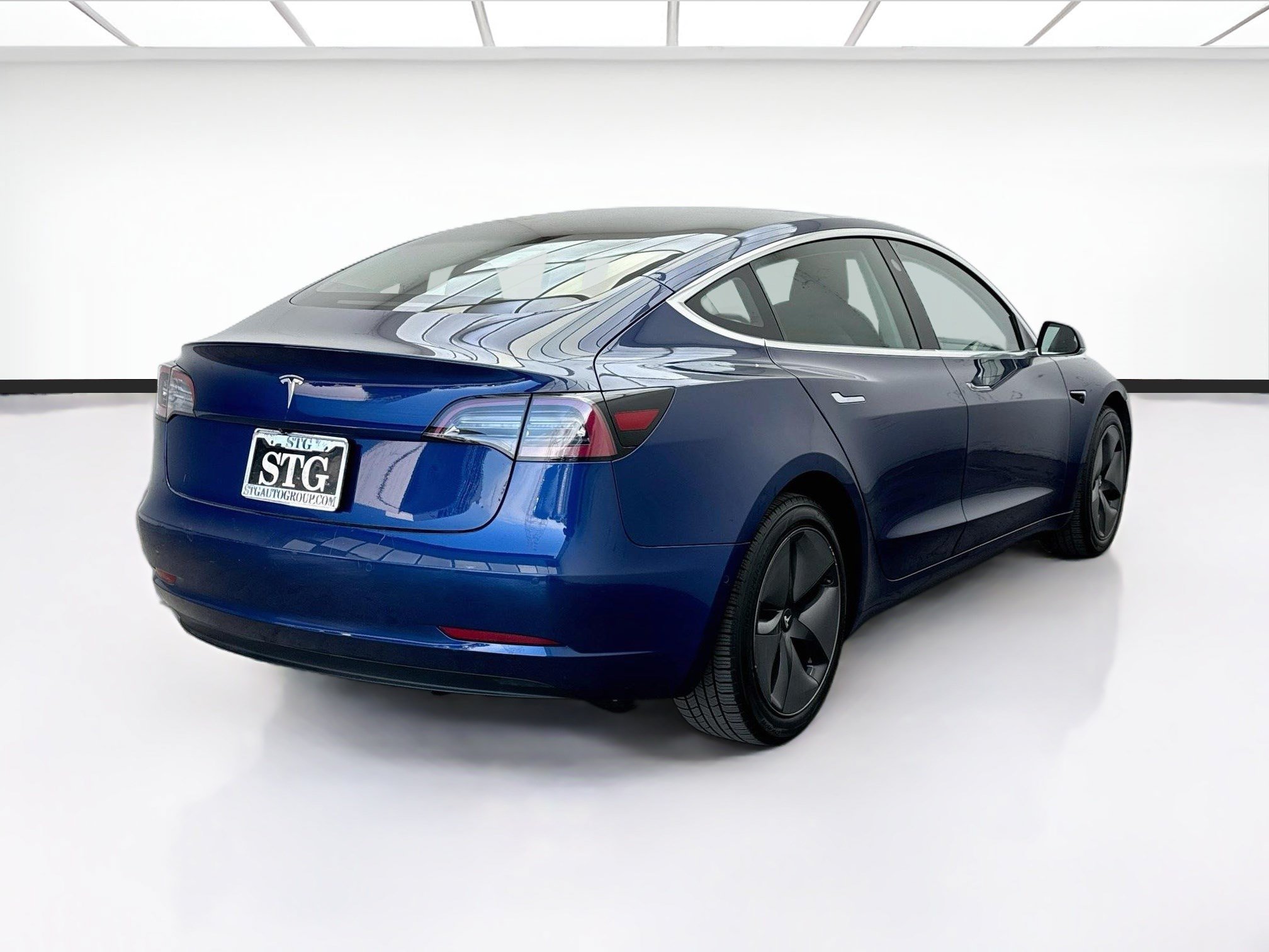 Used 2019 Tesla Model 3 RWD image 4