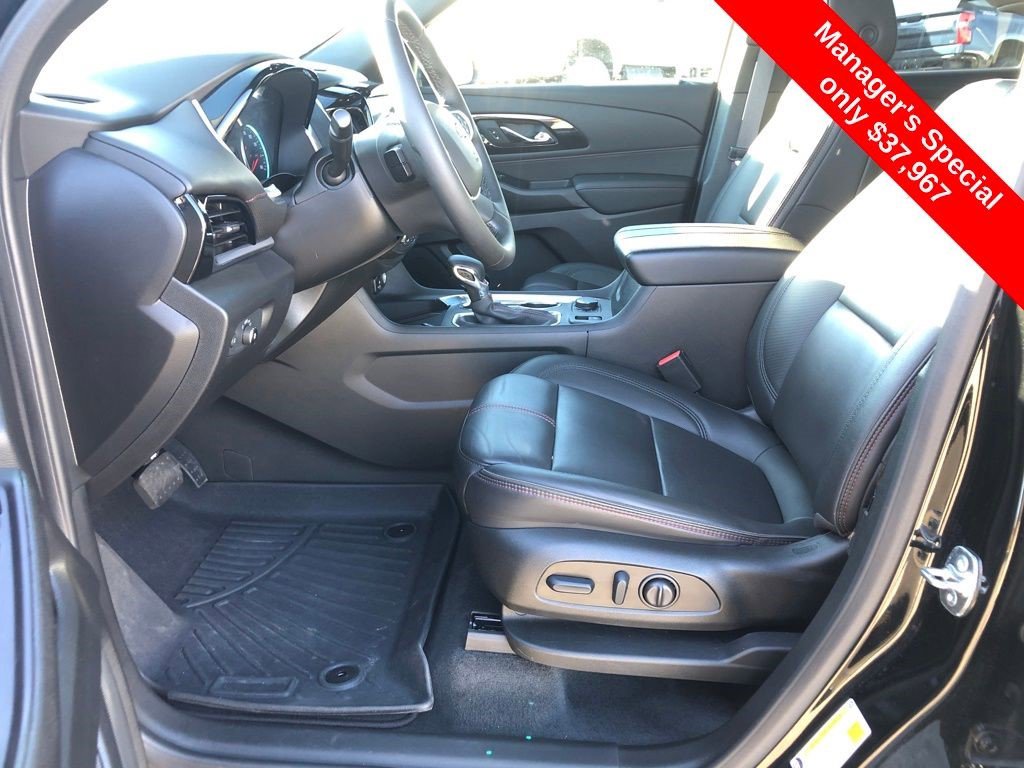 Certified 2024 Chevrolet Traverse RS image 13